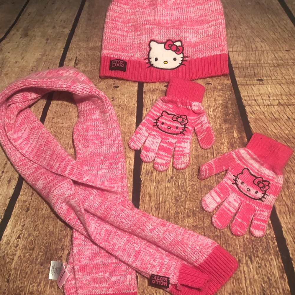 Hot Pink Hello Kitty Knit Cold winter set - Picture 2 of 7